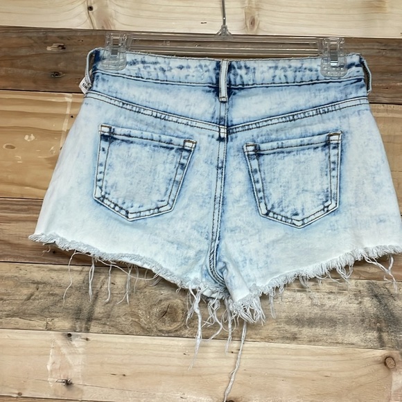 PacSun size 22 High-rise Distressed Bleached 3” 100% Cotton Short Shorts - Picture 10 of 11